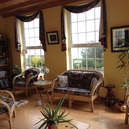 Admiralty House Bed & Breakfast Moville Dış mekan fotoğraf