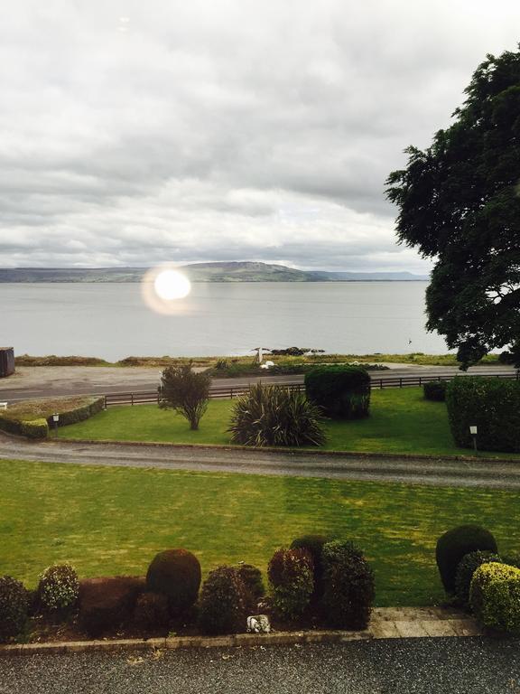 Admiralty House Bed & Breakfast Moville Oda fotoğraf