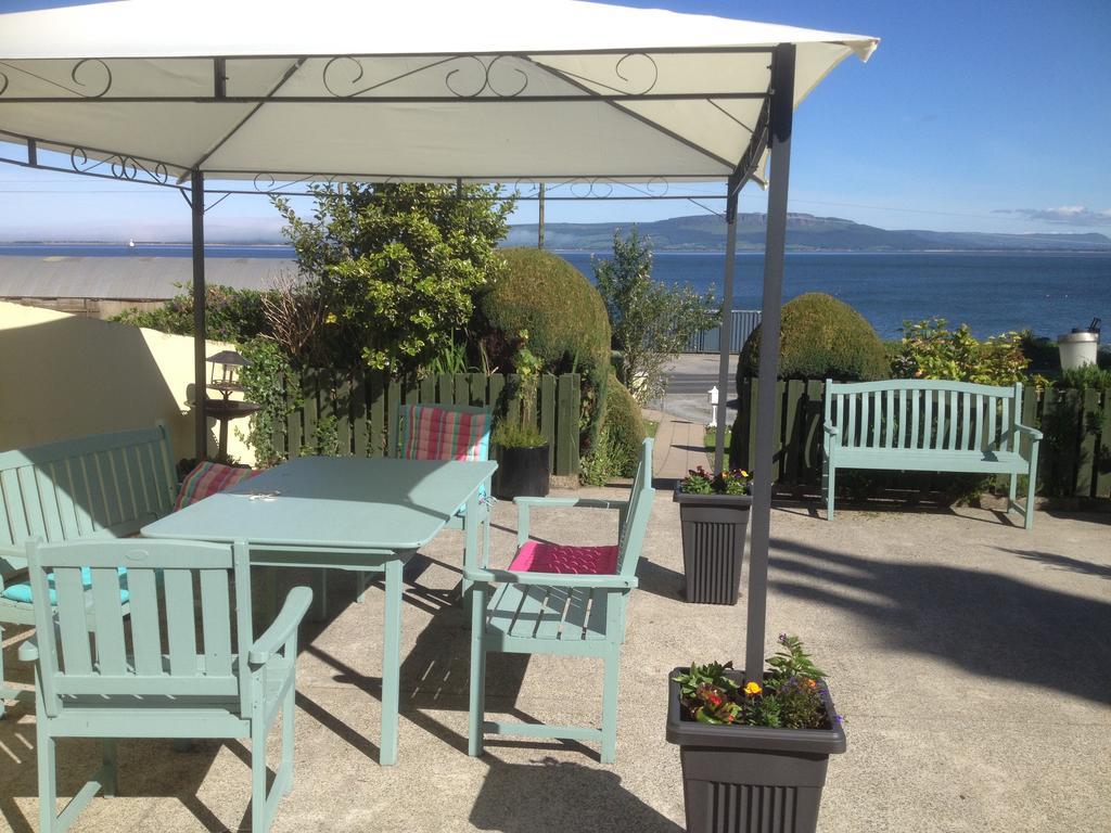 Admiralty House Bed & Breakfast Moville Dış mekan fotoğraf