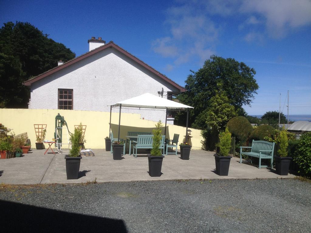 Admiralty House Bed & Breakfast Moville Dış mekan fotoğraf