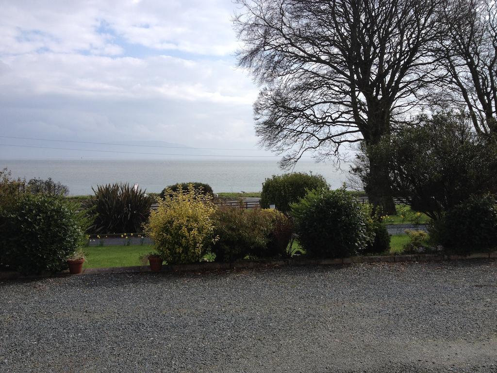 Admiralty House Bed & Breakfast Moville Dış mekan fotoğraf