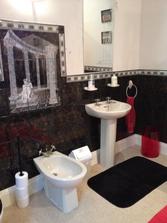 Admiralty House Bed & Breakfast Moville Oda fotoğraf